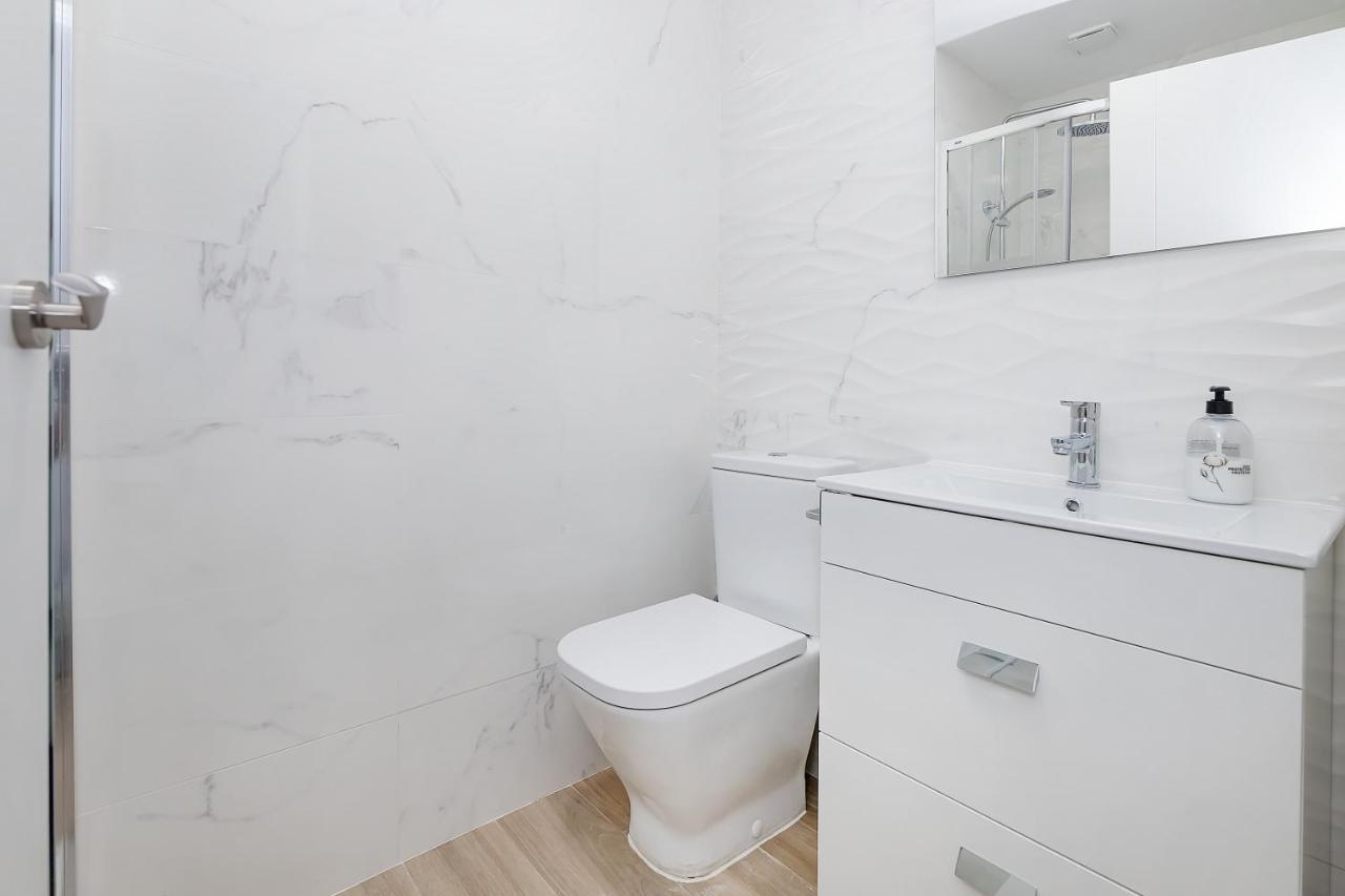 Апартаменты Apartamento Puerto Sol Y Mar Фуэнхирола Экстерьер фото